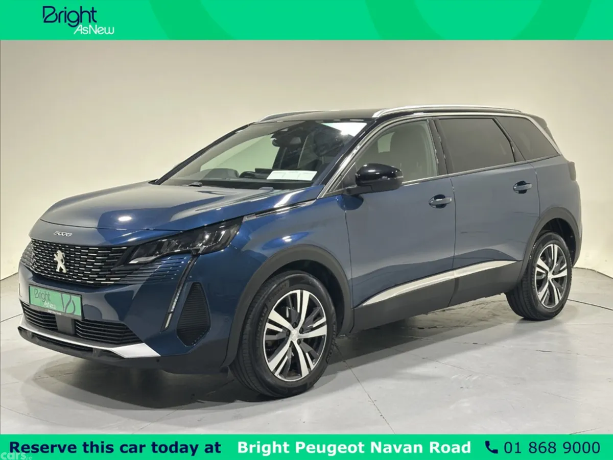 Peugeot 5008 MPV, Diesel, 2023, Blue
