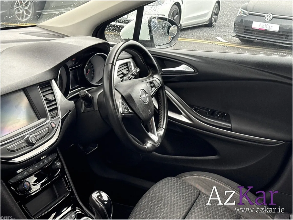 Opel Astra Hatchback, Petrol, 2020, White