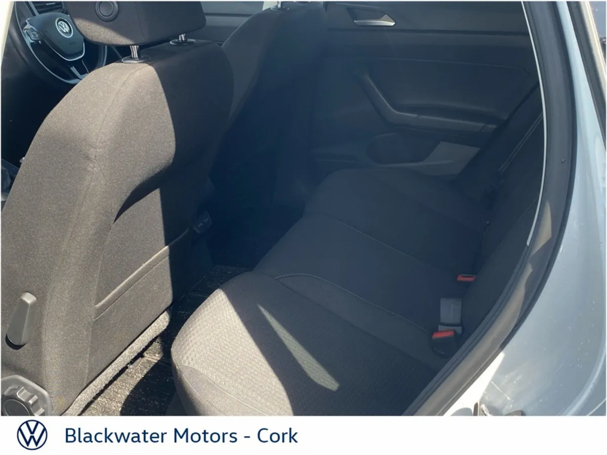 Volkswagen Polo Hatchback, Petrol, 2021, 