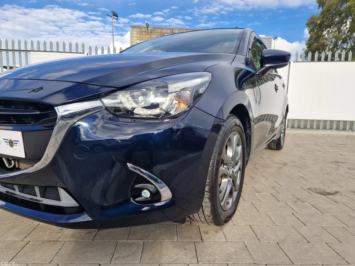 Mazda Demio Hatchback, Diesel, 2017, Blue