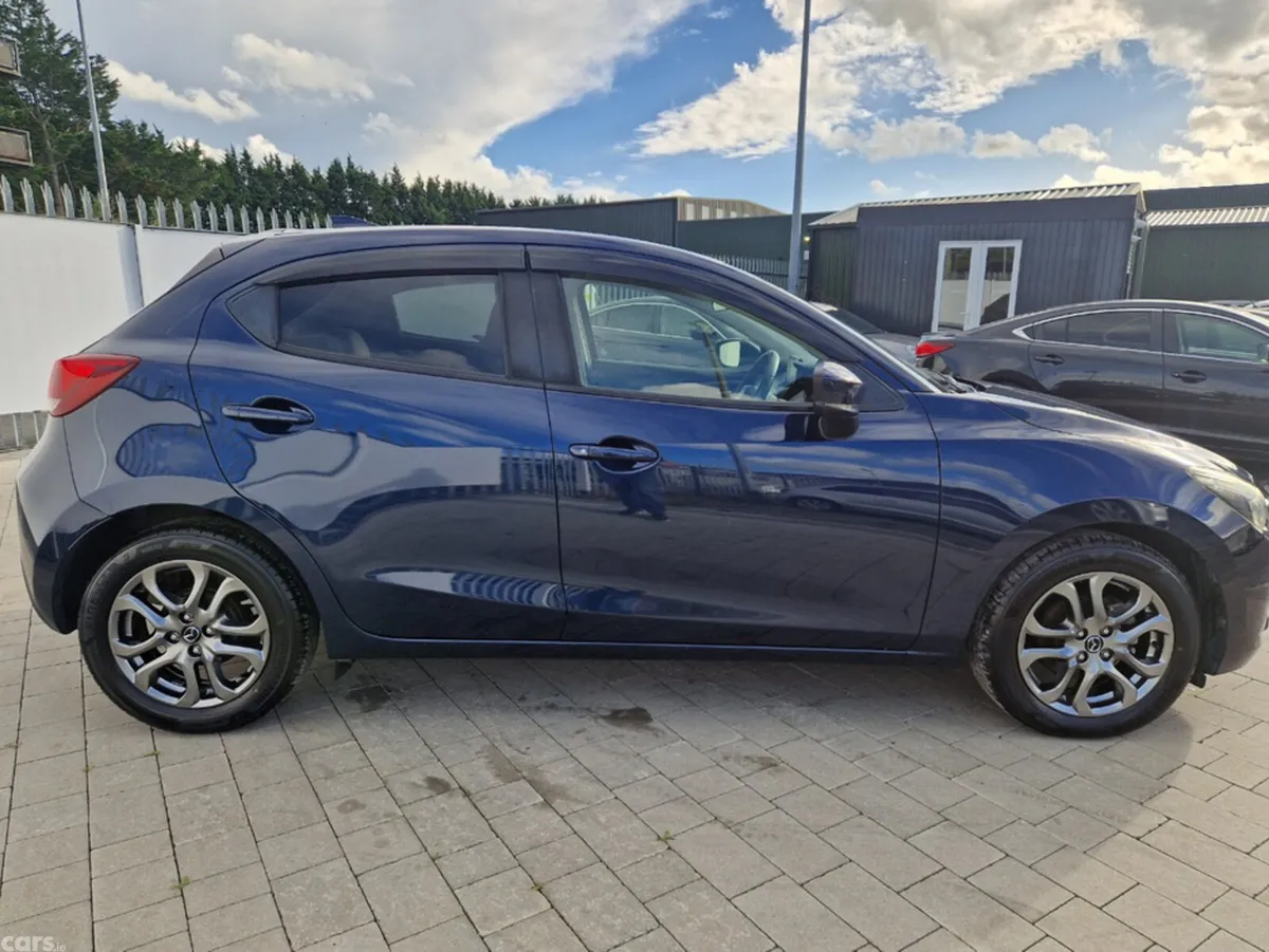 Mazda Demio Hatchback, Diesel, 2017, Blue