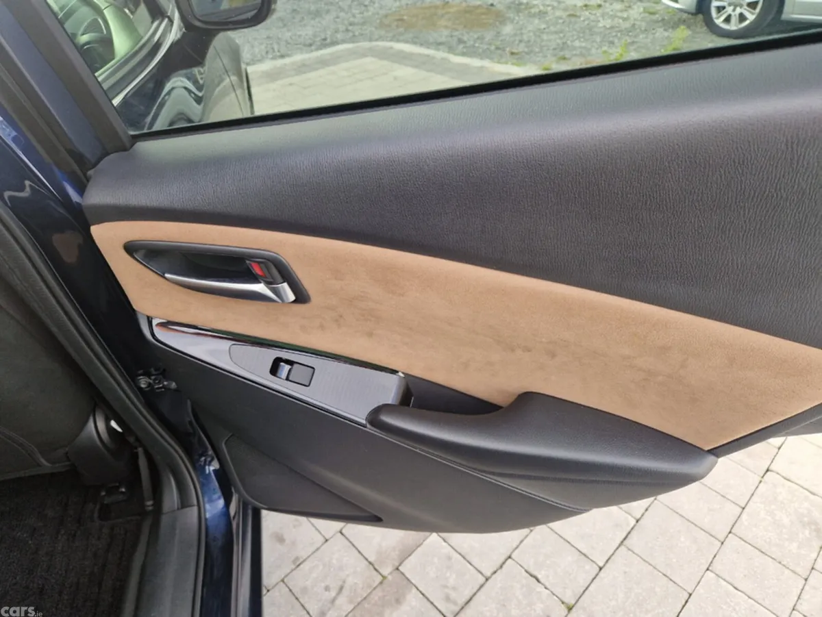 Mazda Demio Hatchback, Diesel, 2017, Blue