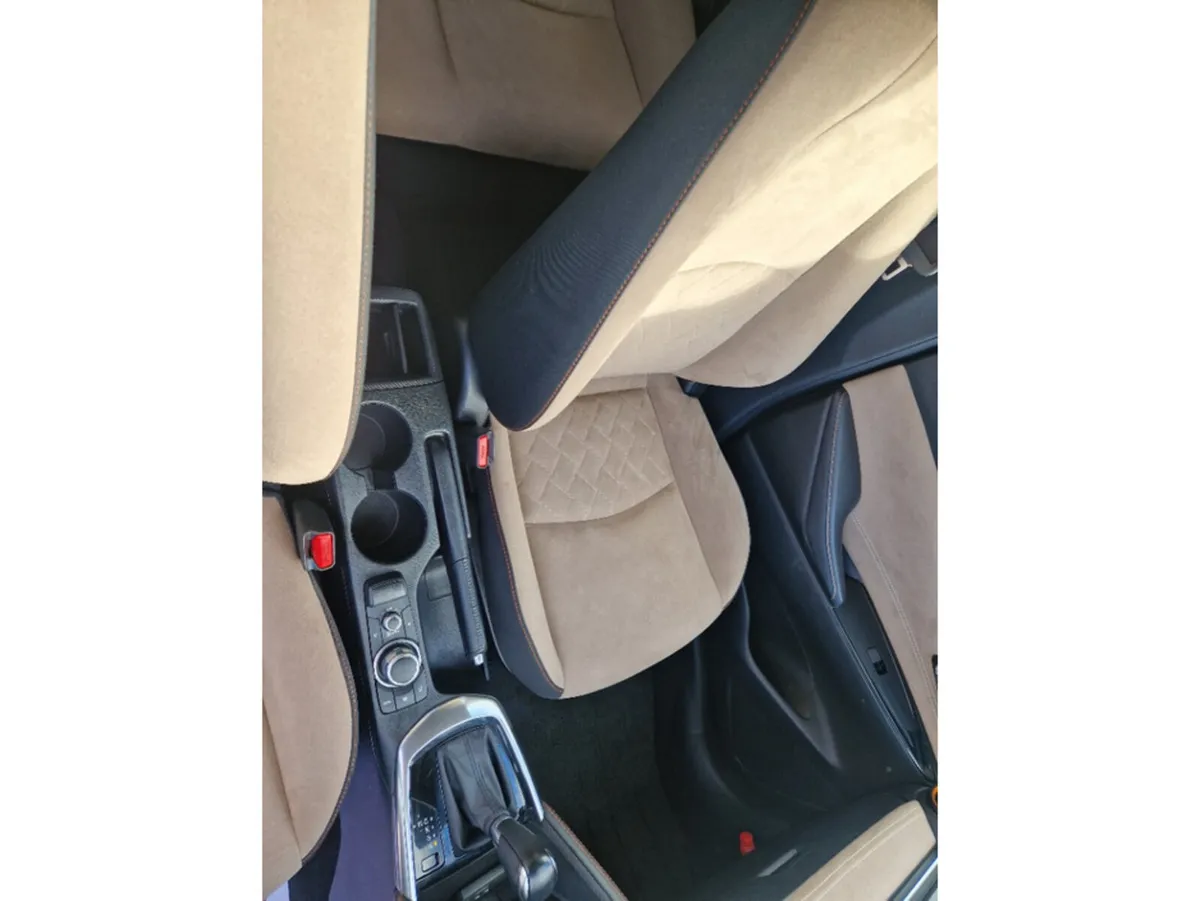 Mazda Demio Hatchback, Diesel, 2017, Blue