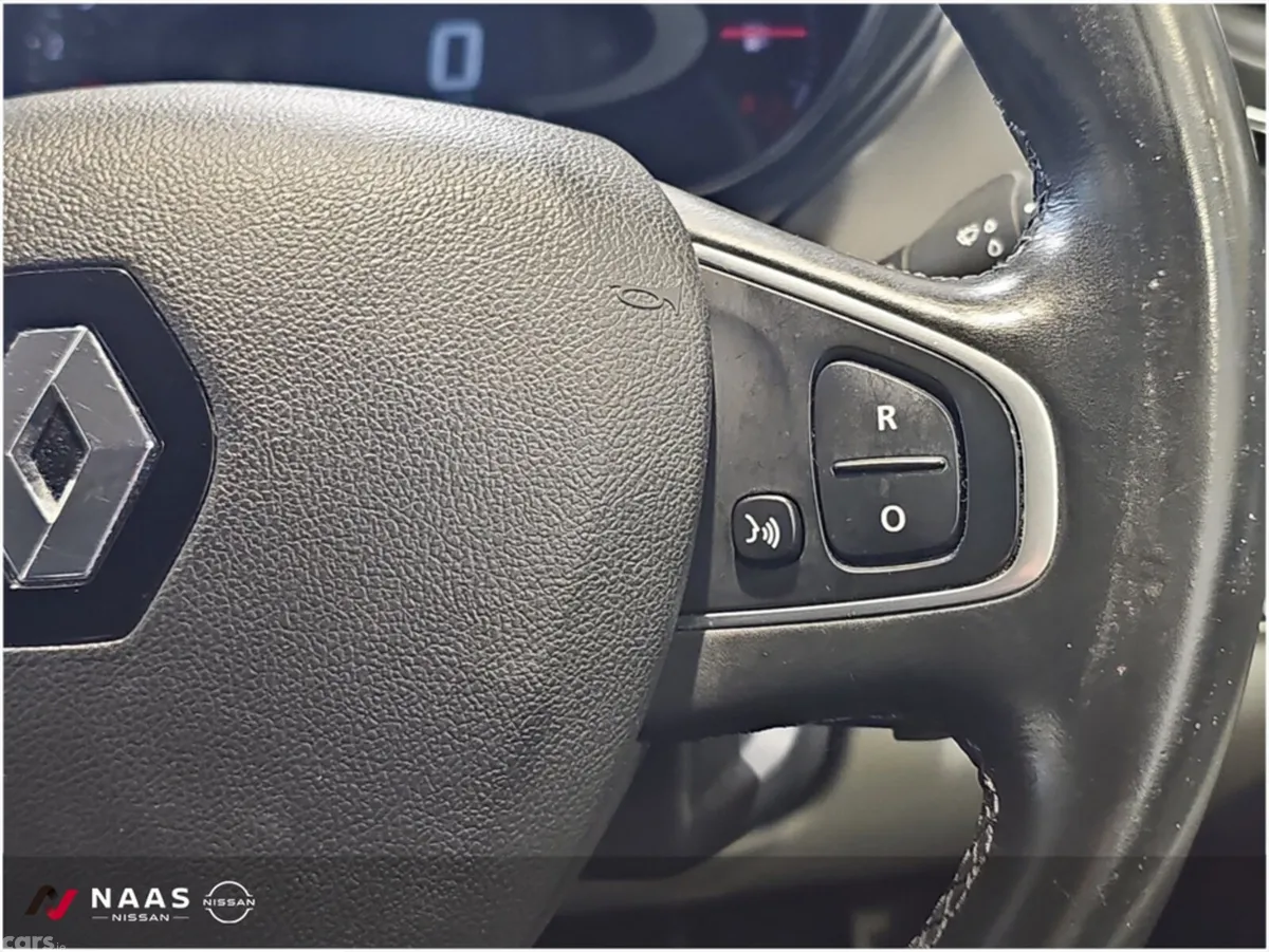 Renault Captur Hatchback, Diesel, 2019, Grey