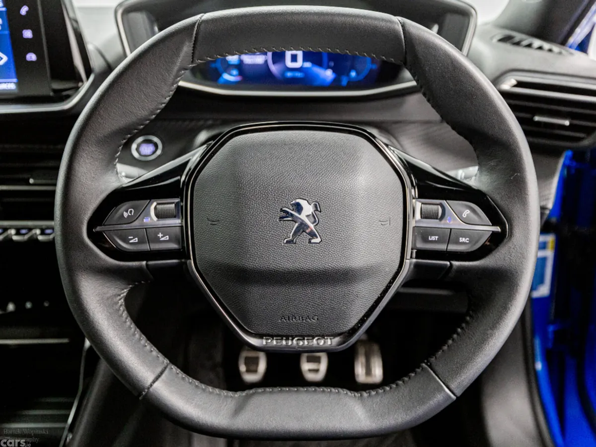 Peugeot 2008 SUV, Petrol, 2023, Blue