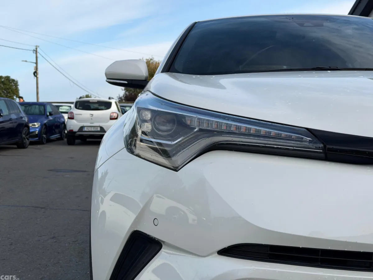 Toyota C-HR Hatchback, Petrol Hybrid, 2017, White