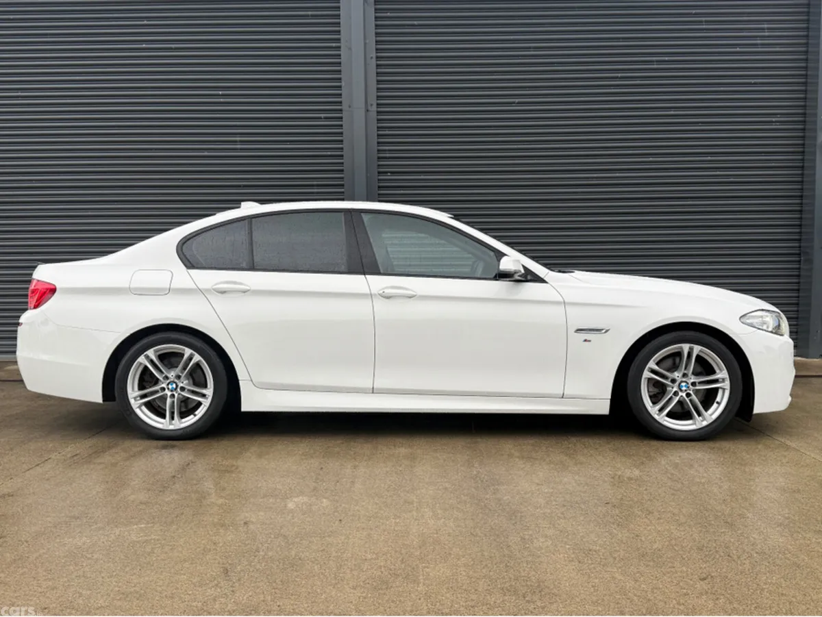 BMW 5-Series Saloon, Diesel, 2015, White