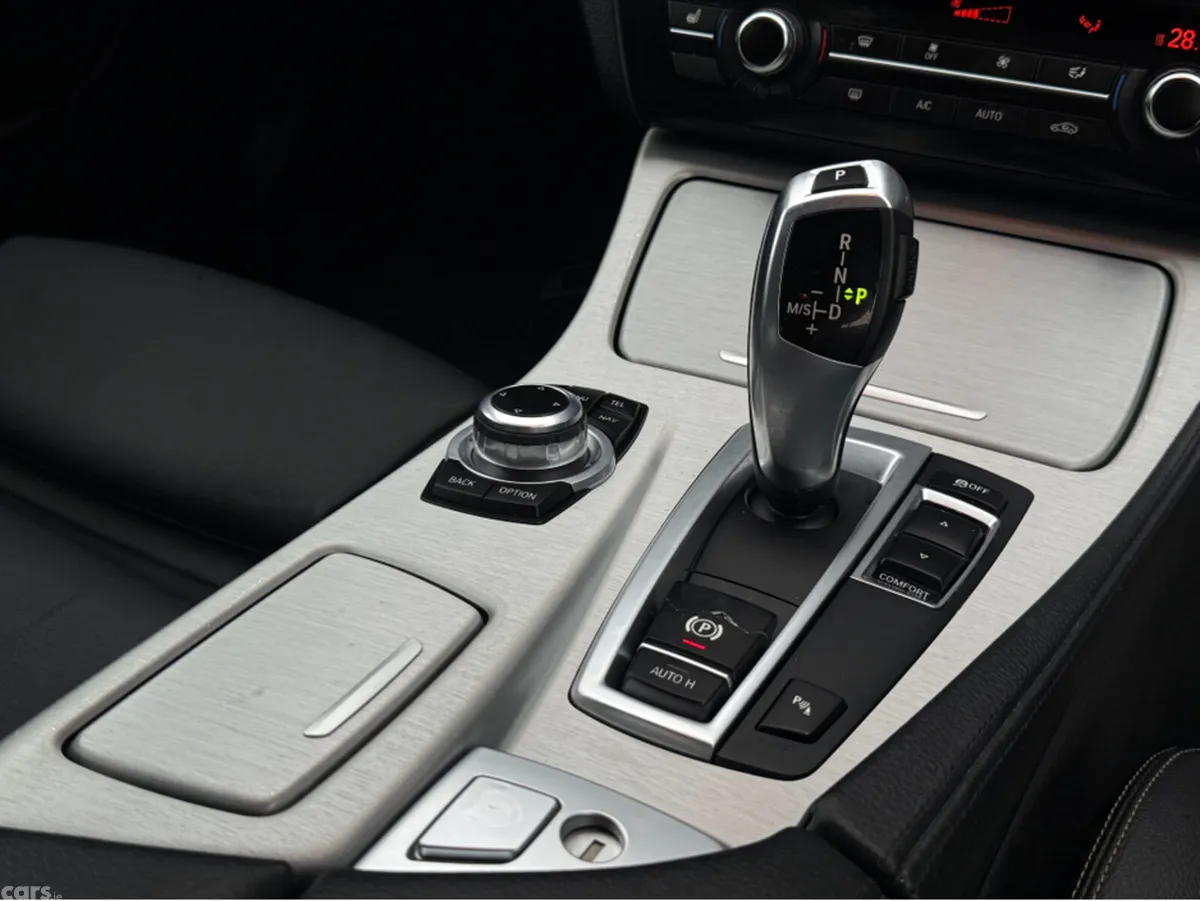 BMW 5-Series Saloon, Diesel, 2015, White