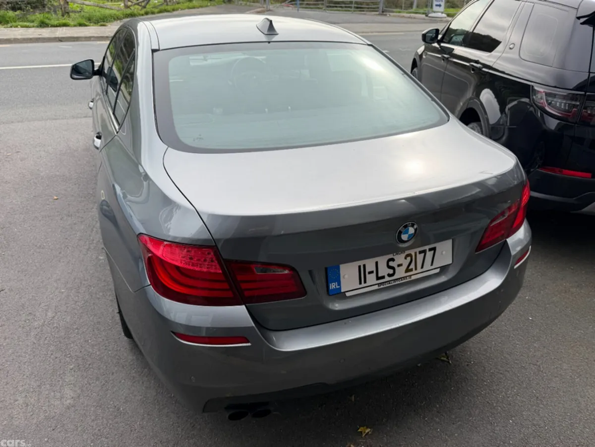 BMW 5-Series Saloon, Diesel, 2011, Grey