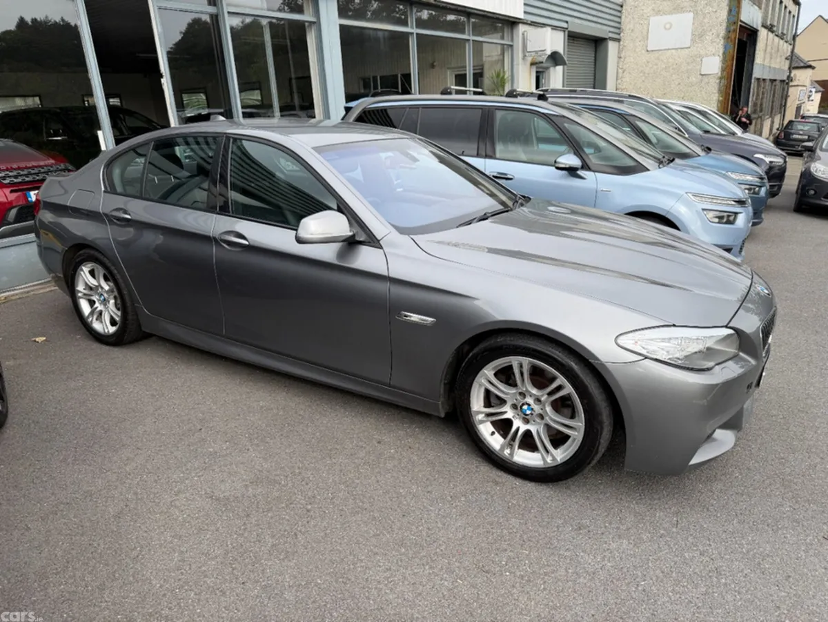 BMW 5-Series Saloon, Diesel, 2011, Grey