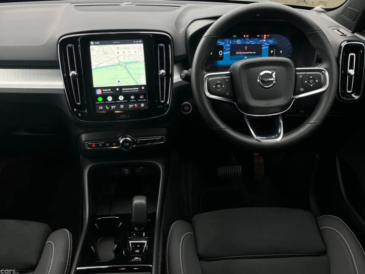 Volvo XC40 SUV, Petrol, 2026, Grey