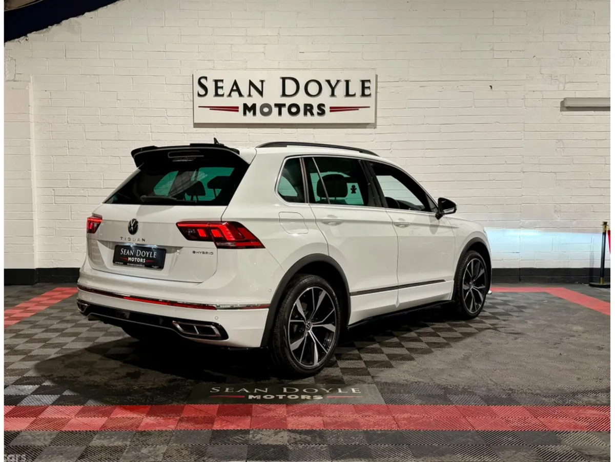 Volkswagen Tiguan SUV, Petrol Plug-in Hybrid, 2022, White