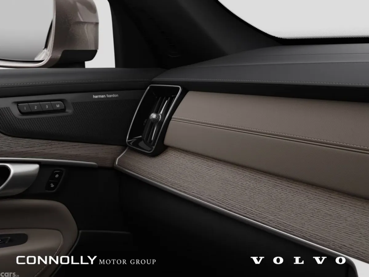 Volvo XC90 SUV, Petrol Plug-in Hybrid, 2026, Beige
