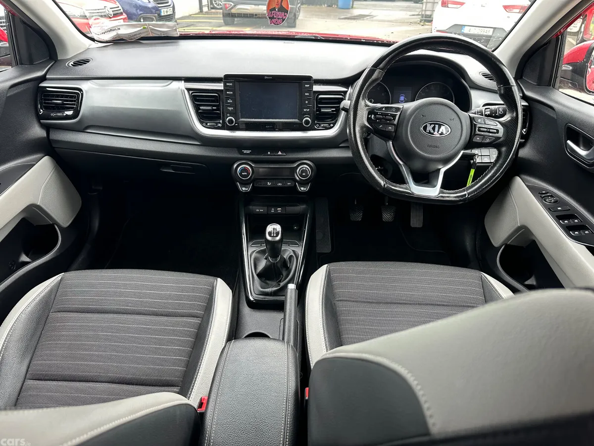 Kia Stonic Hatchback, Petrol, 2021, Red