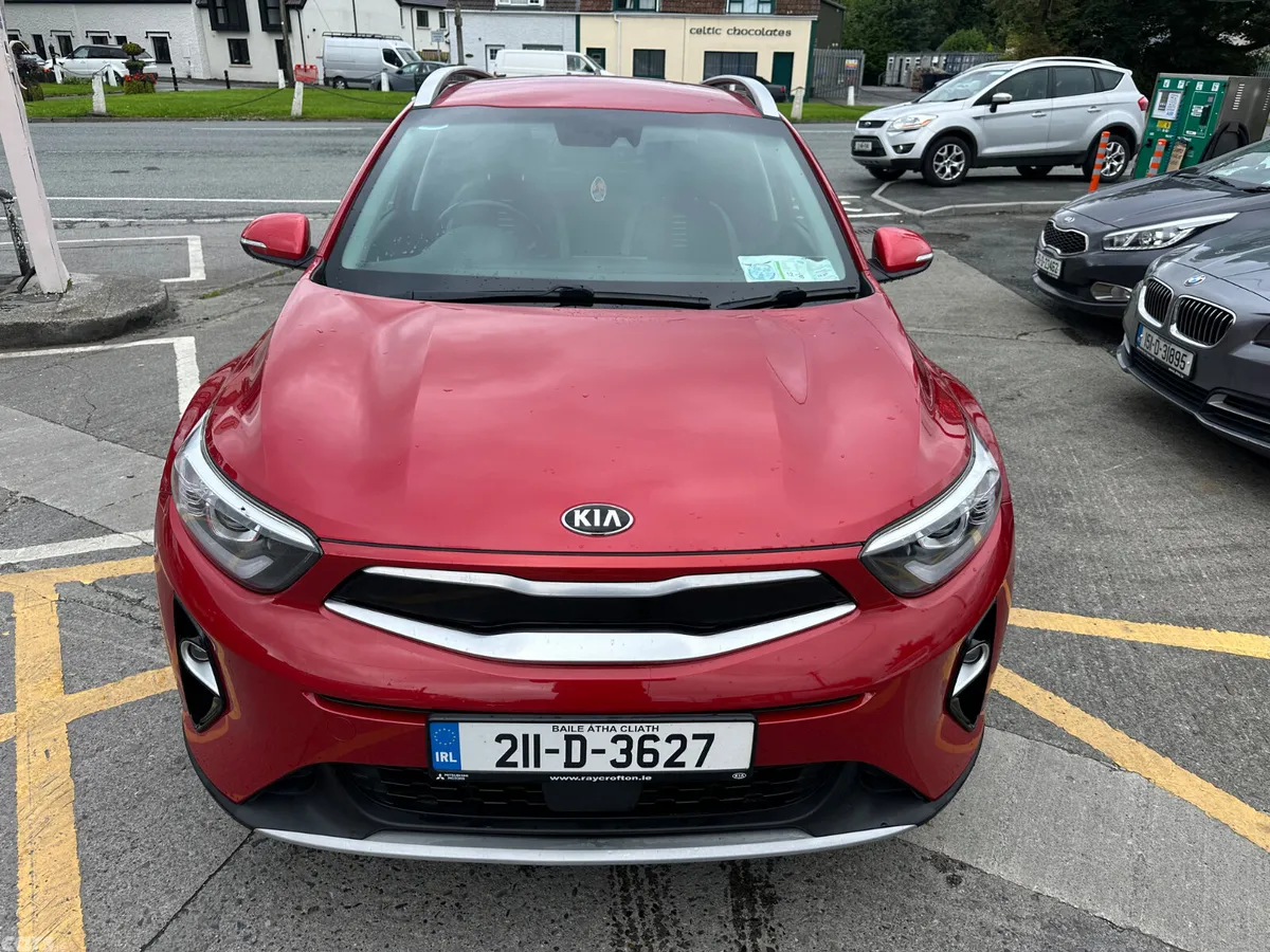 Kia Stonic Hatchback, Petrol, 2021, Red