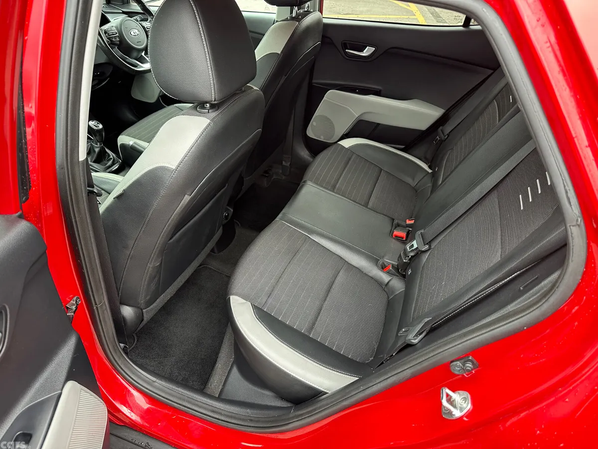 Kia Stonic Hatchback, Petrol, 2021, Red