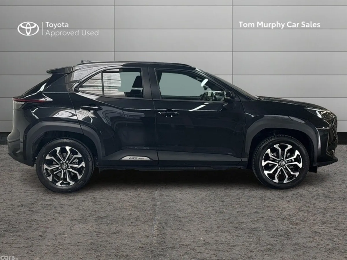 Toyota Yaris Cross Hatchback, Petrol Hybrid, 2026, Black