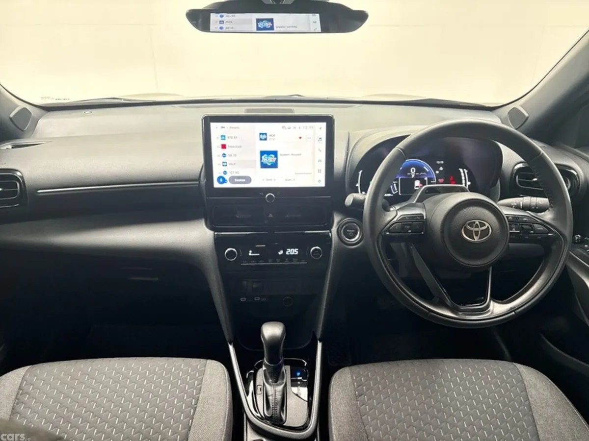 Toyota Yaris Cross Hatchback, Petrol Hybrid, 2026, Black