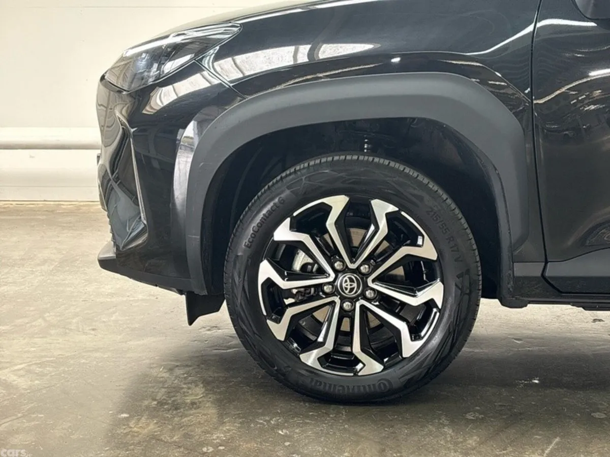 Toyota Yaris Cross Hatchback, Petrol Hybrid, 2026, Black