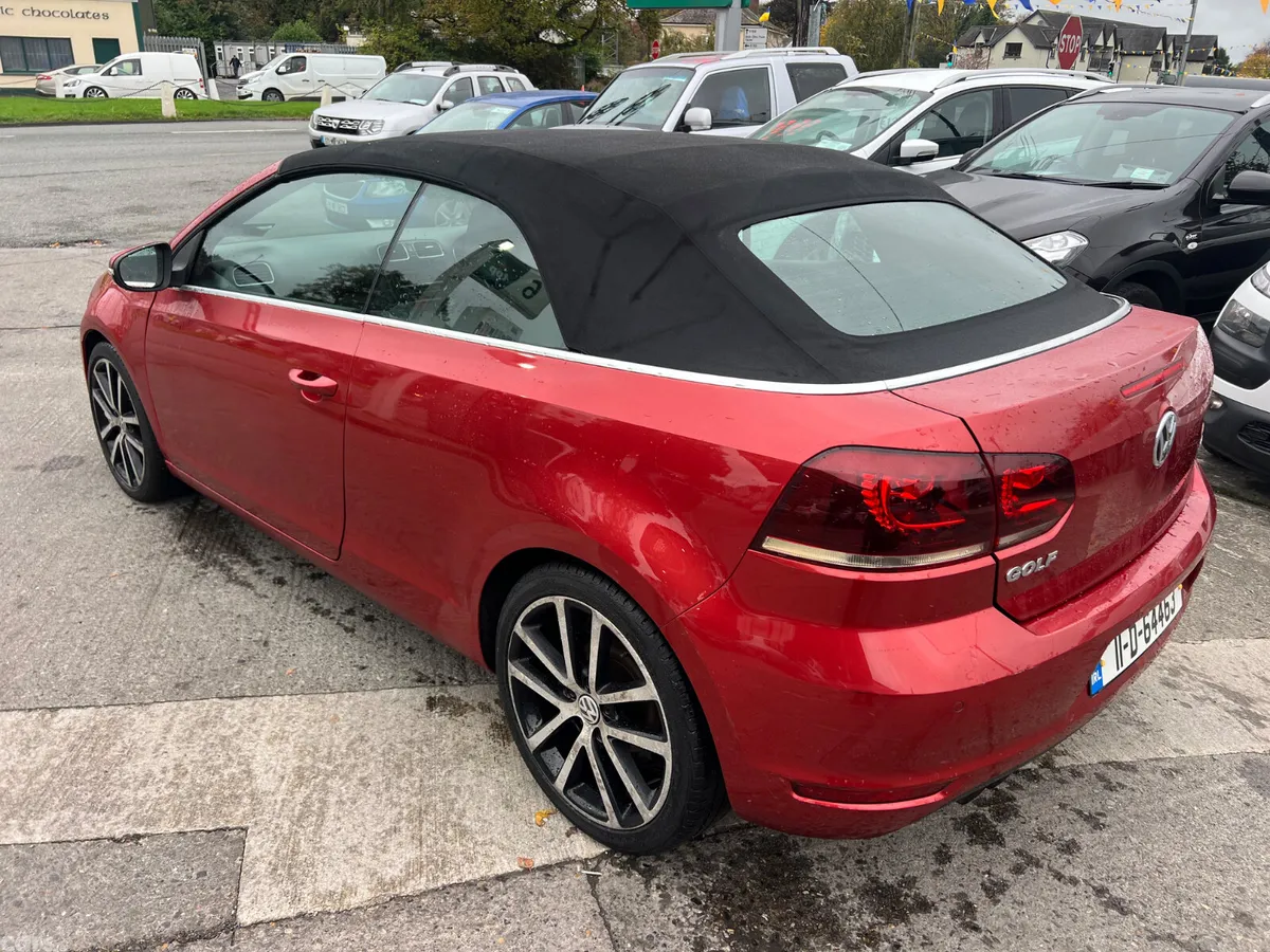 Volkswagen Golf Convertible, Petrol, 2011, Red