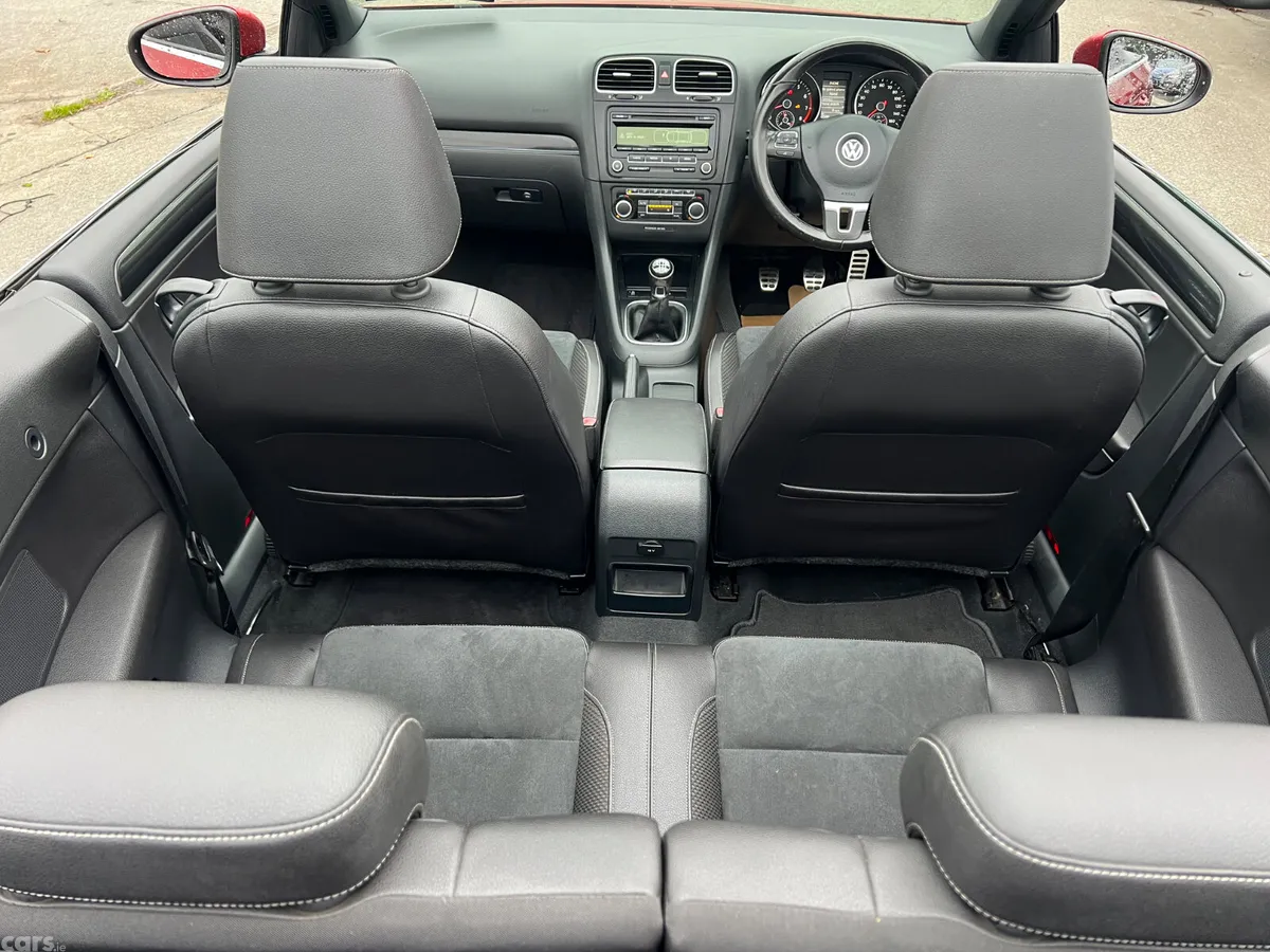 Volkswagen Golf Convertible, Petrol, 2011, Red