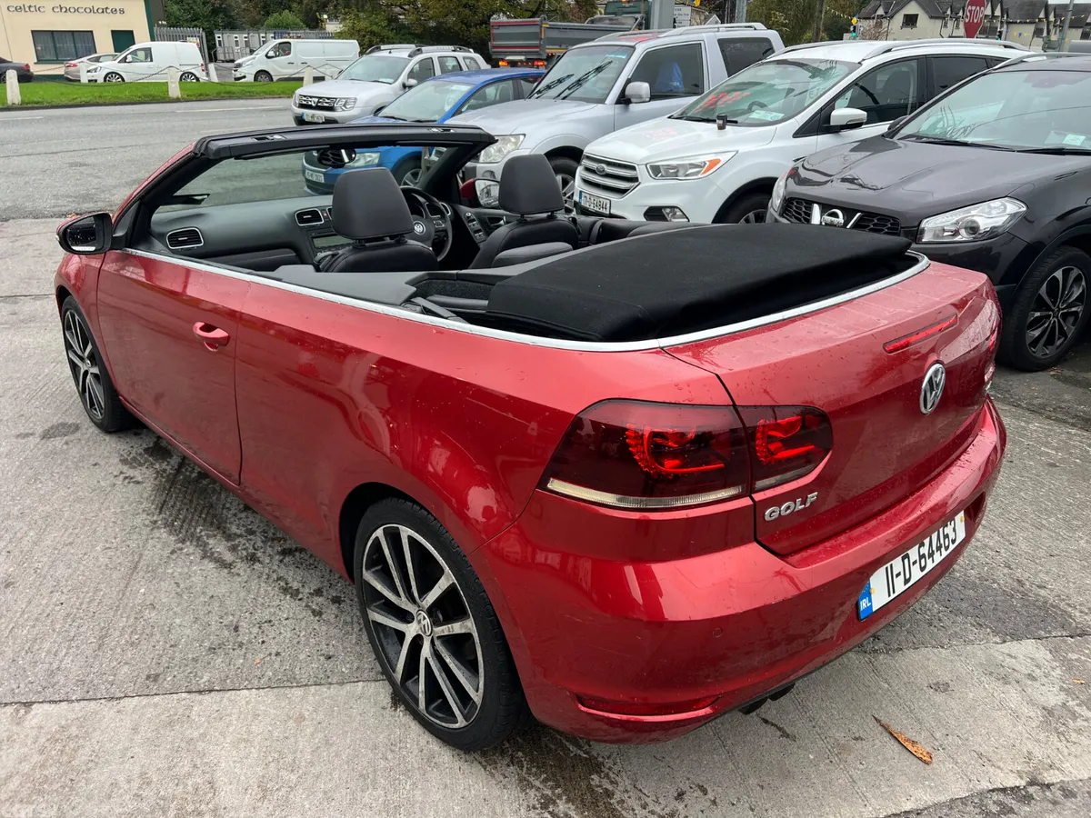 Volkswagen Golf Convertible, Petrol, 2011, Red