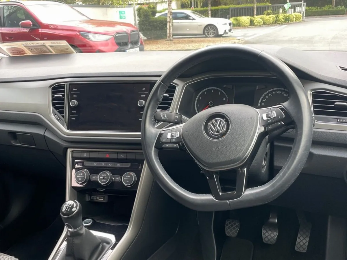 Volkswagen T-Roc SUV, Petrol, 2020, White