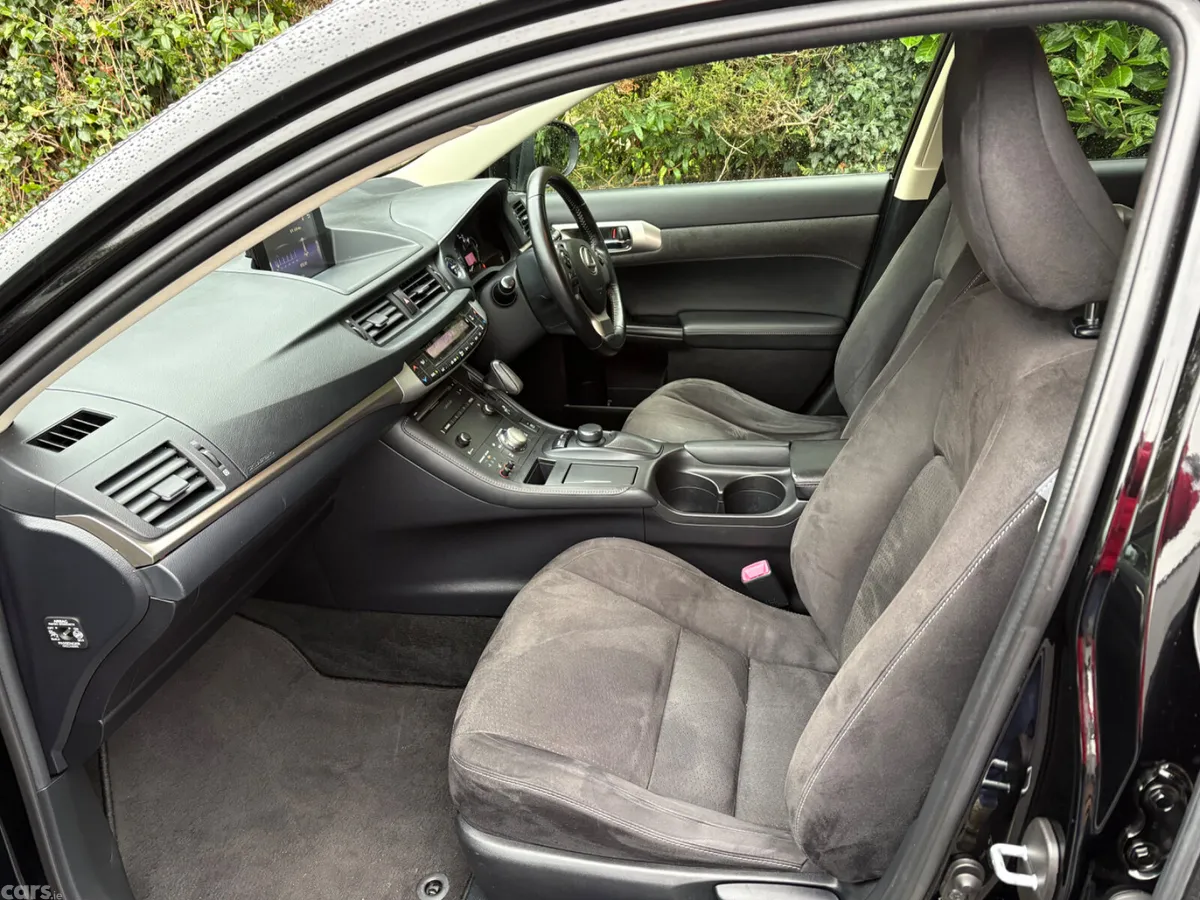 Lexus CT Hatchback, Petrol Hybrid, 2015, Black