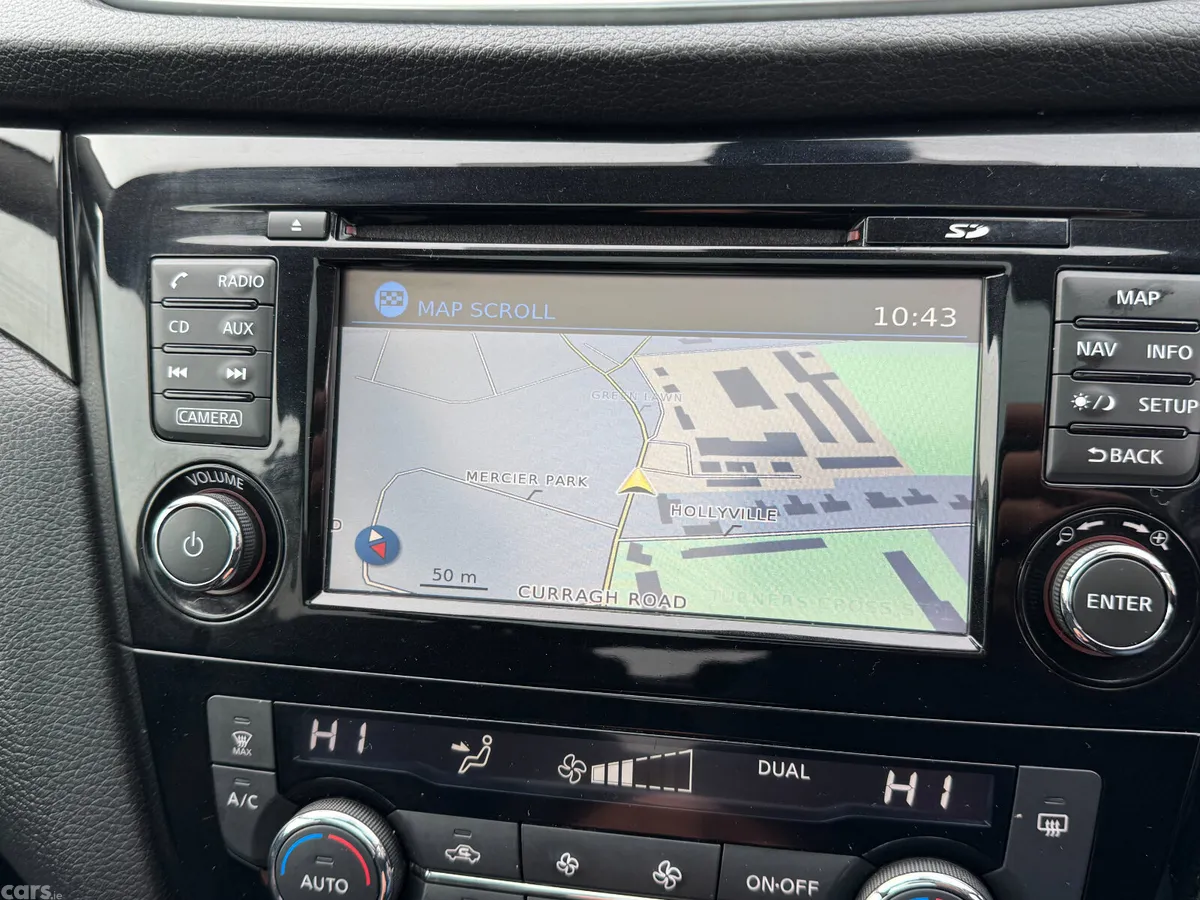 Nissan Qashqai MPV, Diesel, 2018, Red