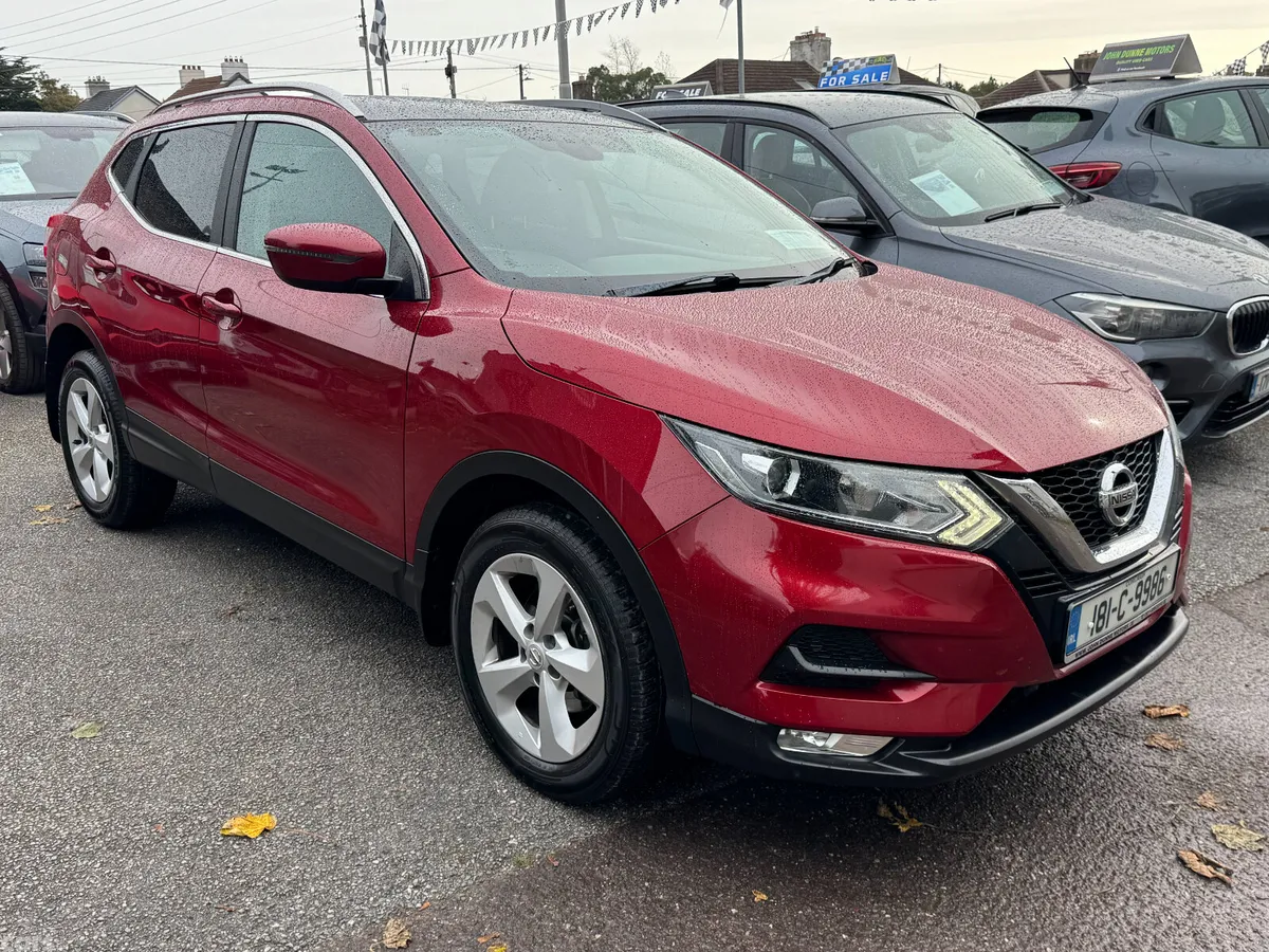 Nissan Qashqai MPV, Diesel, 2018, Red