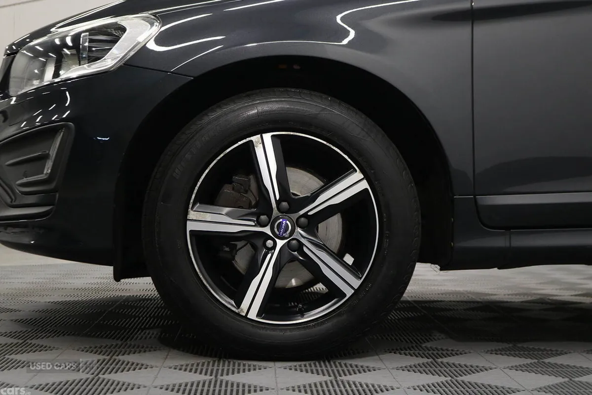 Volvo XC60 SUV, Diesel, 2017, Grey