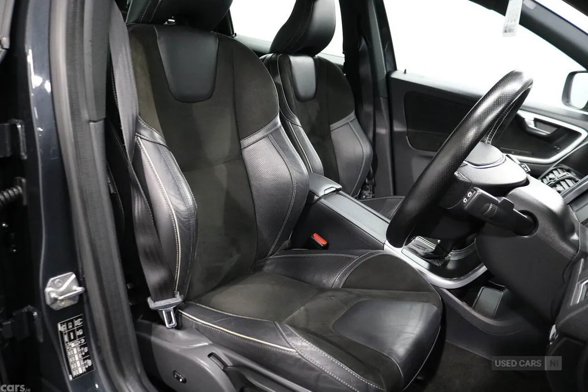Volvo XC60 SUV, Diesel, 2017, Grey