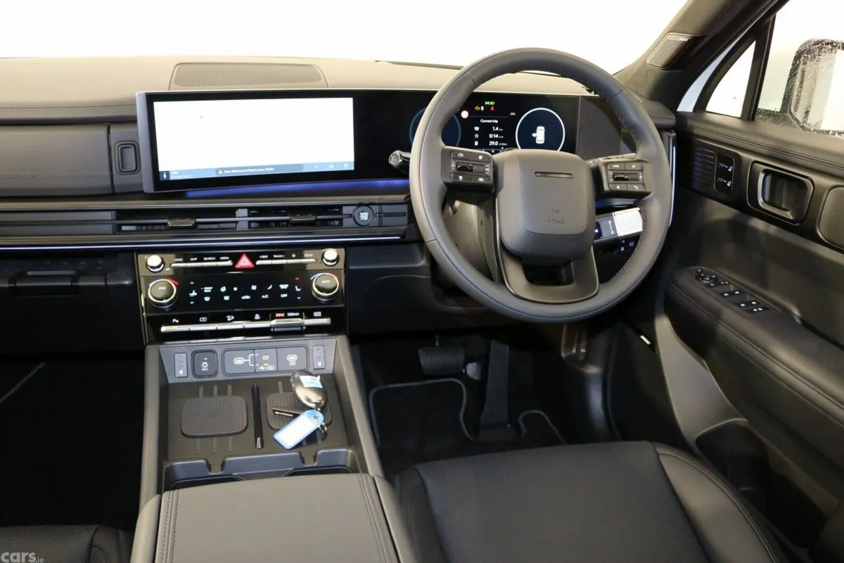 Hyundai Santa Fe SUV, Petrol Plug-in Hybrid, 2026, White