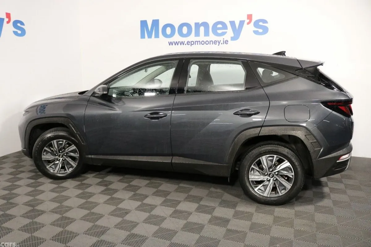 Hyundai Tucson SUV, Petrol Hybrid, 2023, Grey