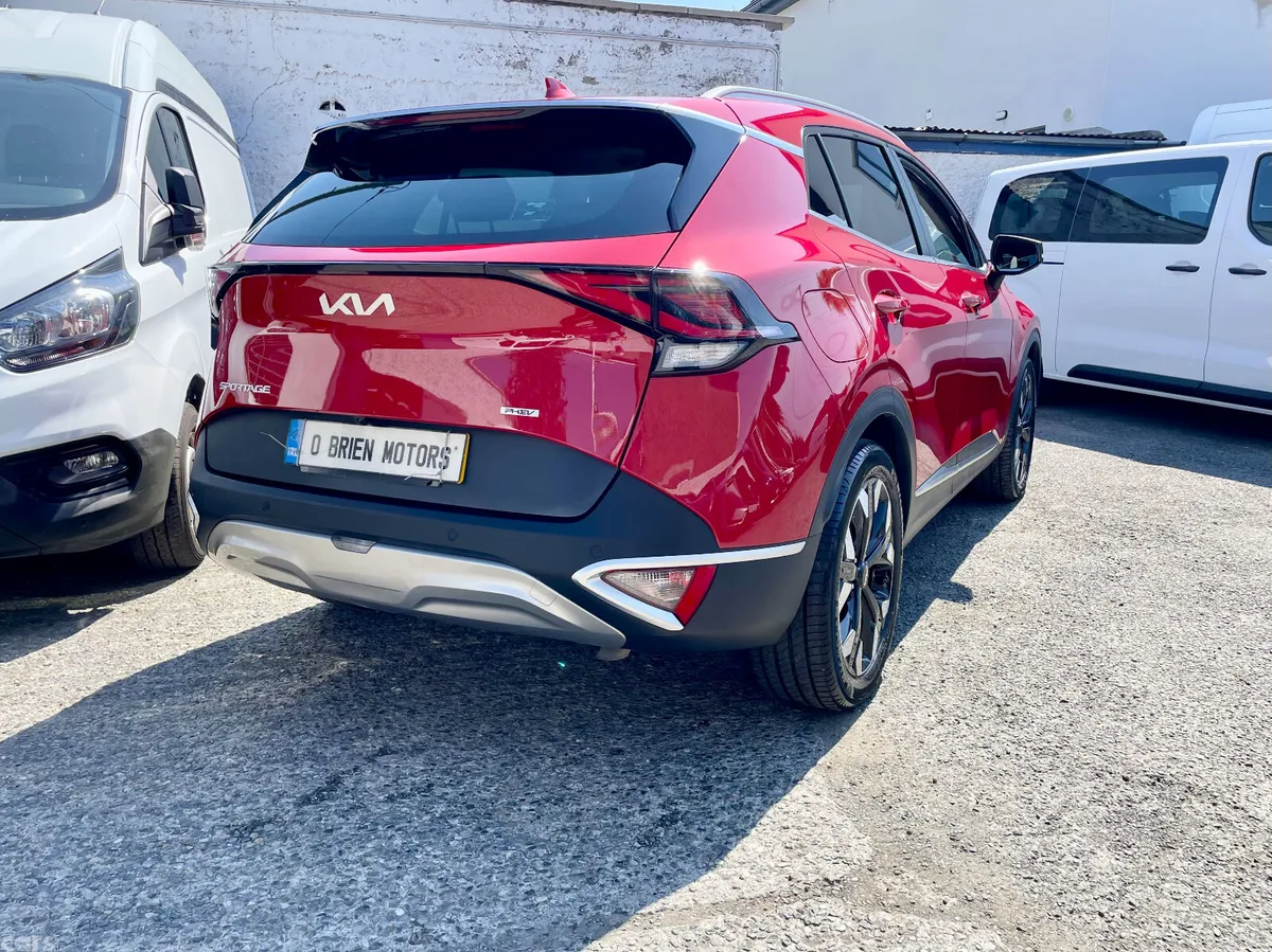 Kia Sportage SUV, Petrol Plug-in Hybrid, 2024, Red