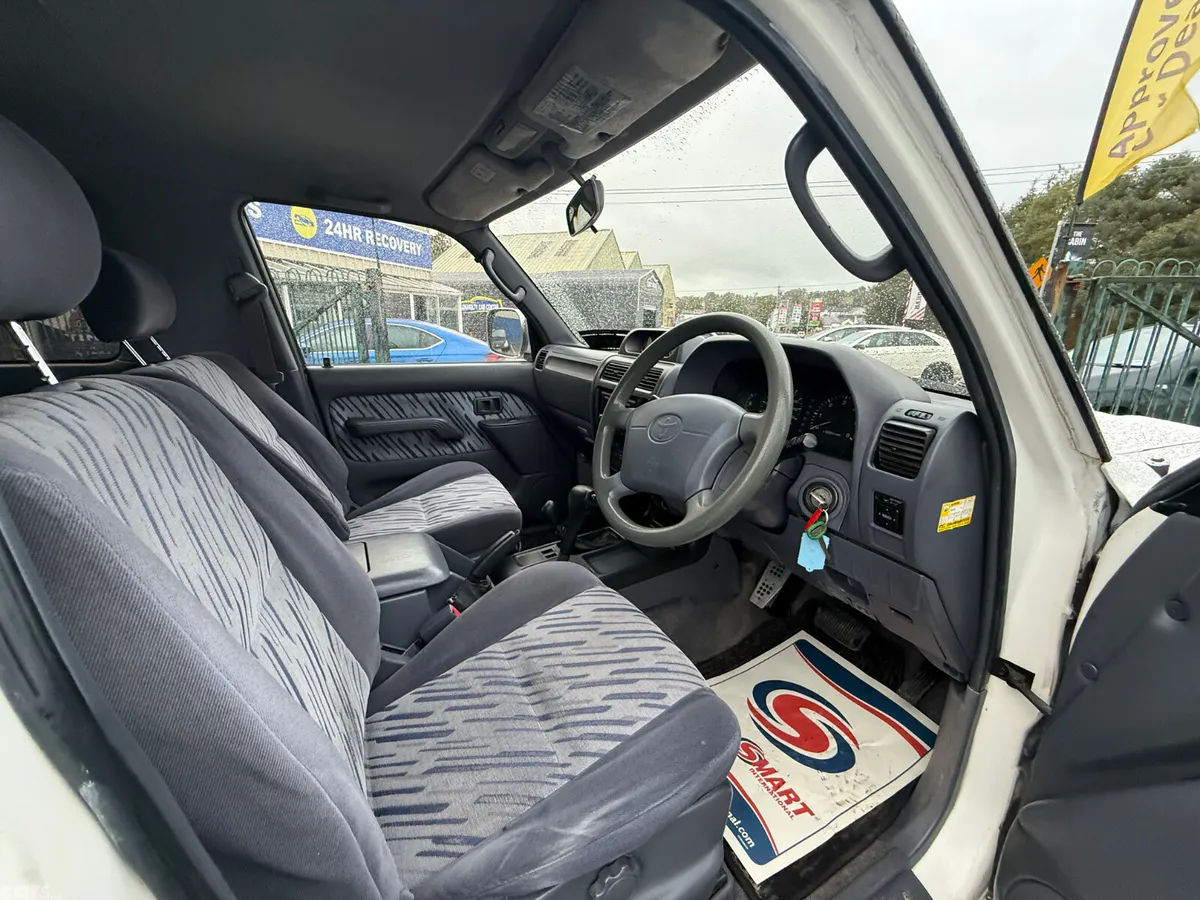 Toyota Land Cruiser SUV, Diesel, 1996, White