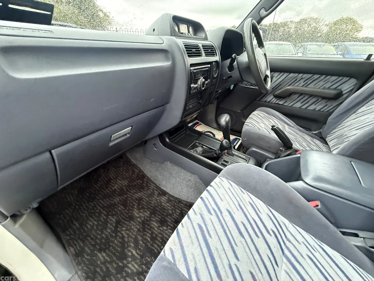 Toyota Land Cruiser SUV, Diesel, 1996, White