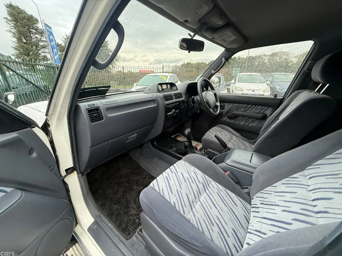 Toyota Land Cruiser SUV, Diesel, 1996, White