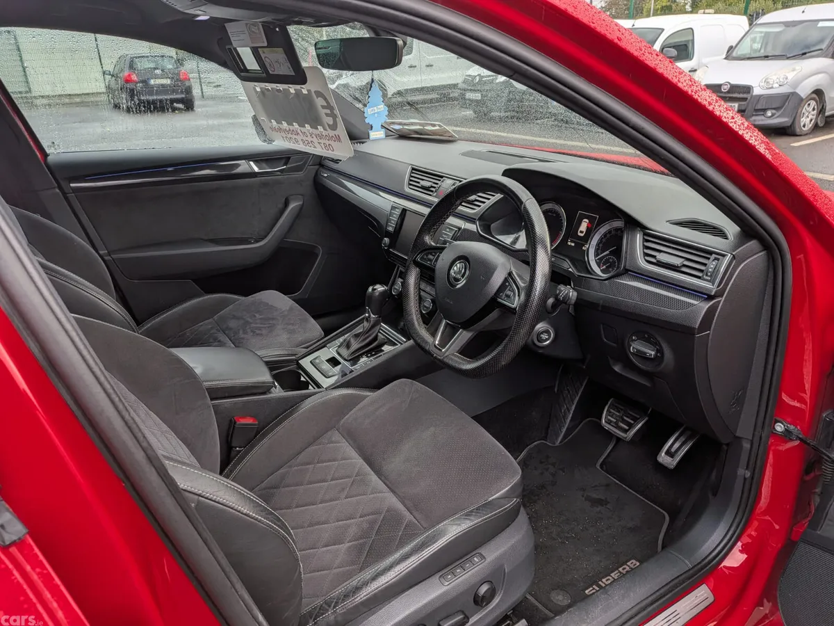 Skoda Superb Hatchback, Diesel, 2018, Red