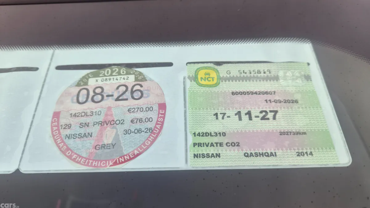 Nissan Qashqai Hatchback, Petrol, 2014, Grey