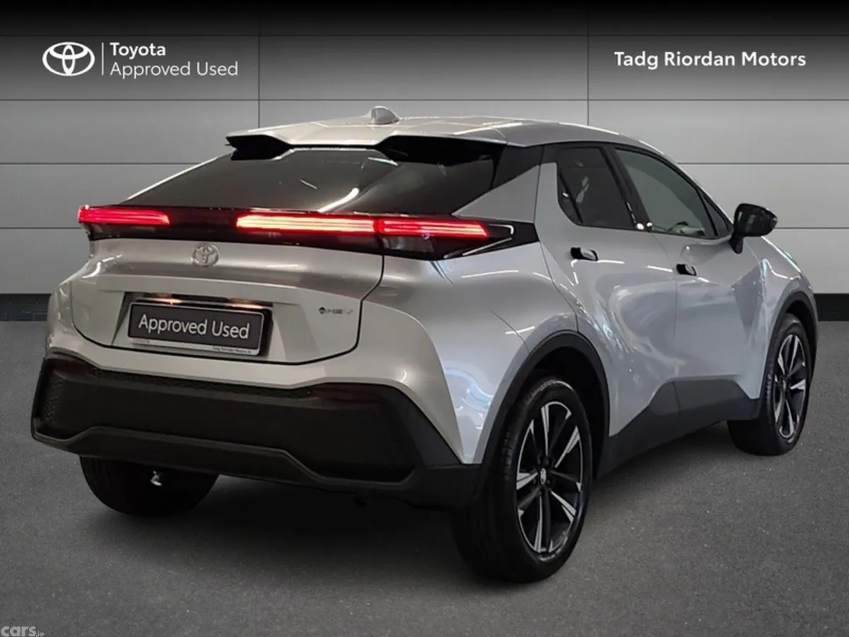 Toyota C-HR SUV, Petrol Hybrid, 2026, Grey