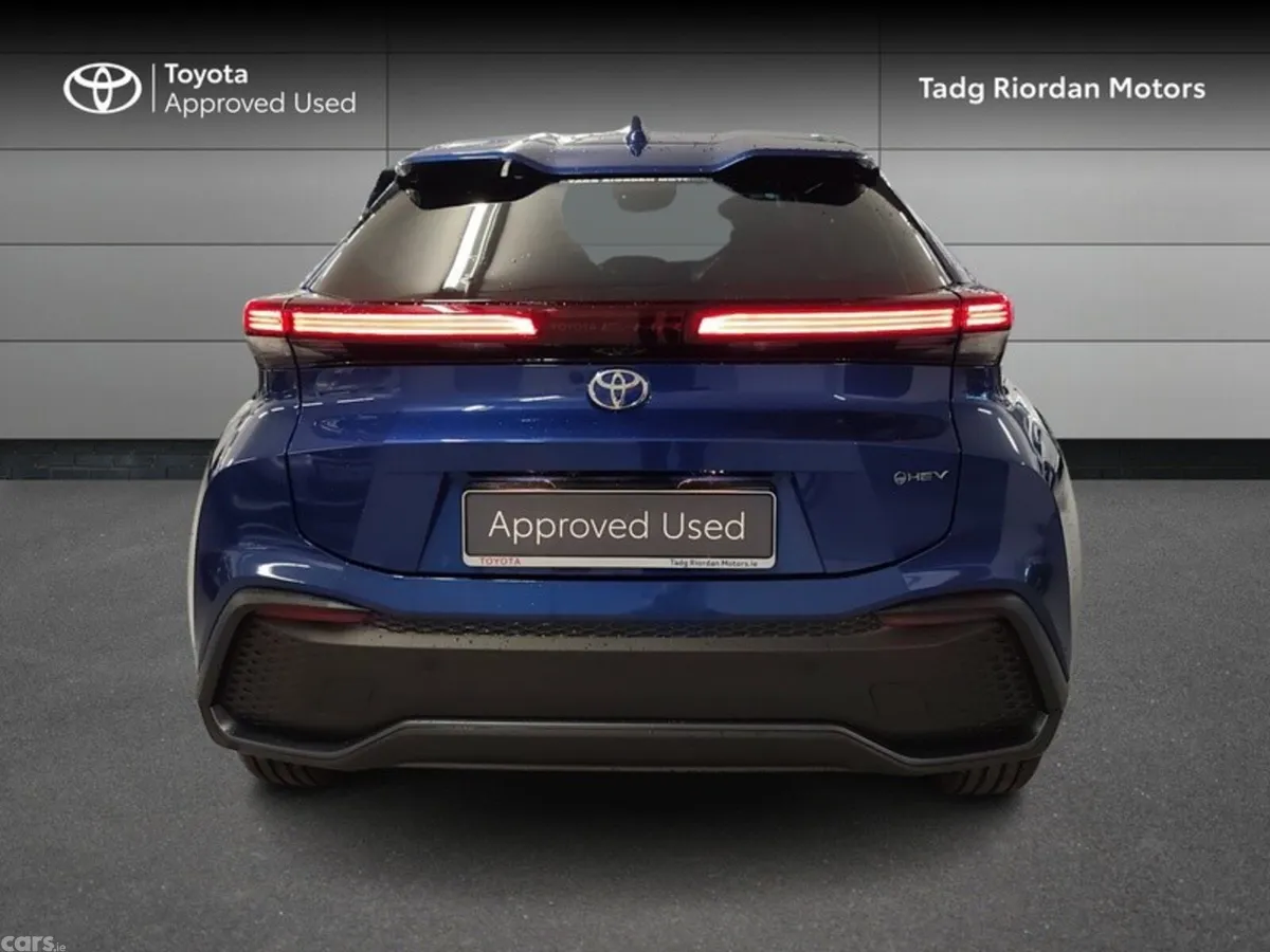 Toyota C-HR SUV, Petrol Hybrid, 2026, Blue