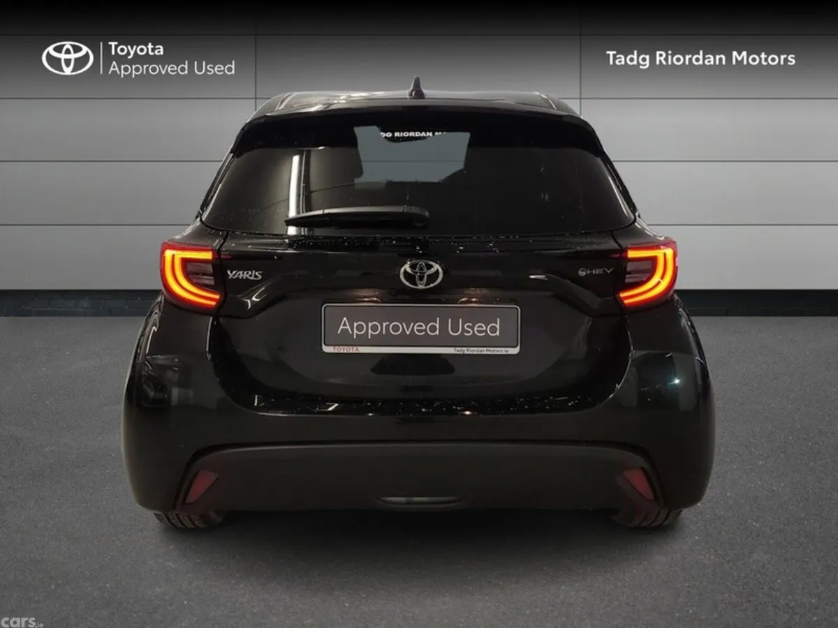 Toyota Yaris Hatchback, Petrol Hybrid, 2026, Black