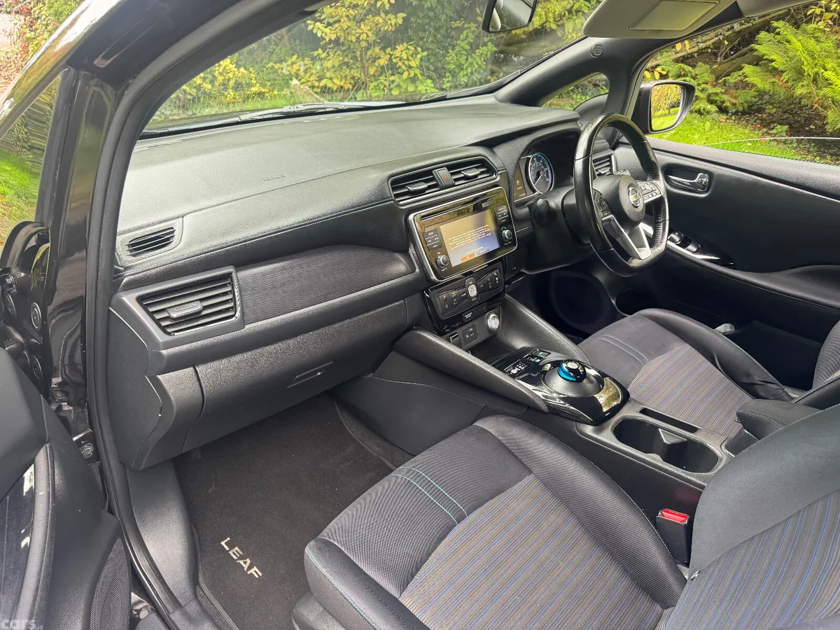 Nissan Leaf Hatchback, Electric, 2018, Black