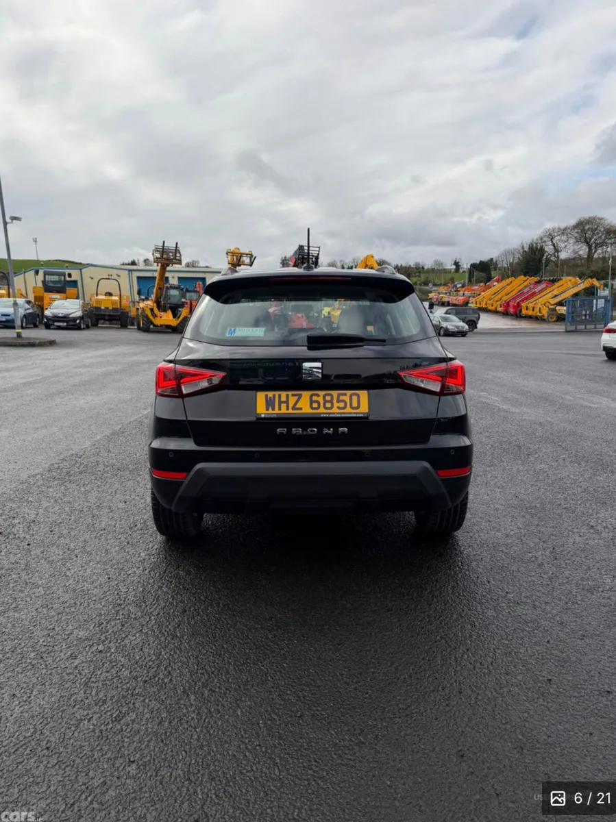 SEAT Arona SUV, Diesel, 2019, Black