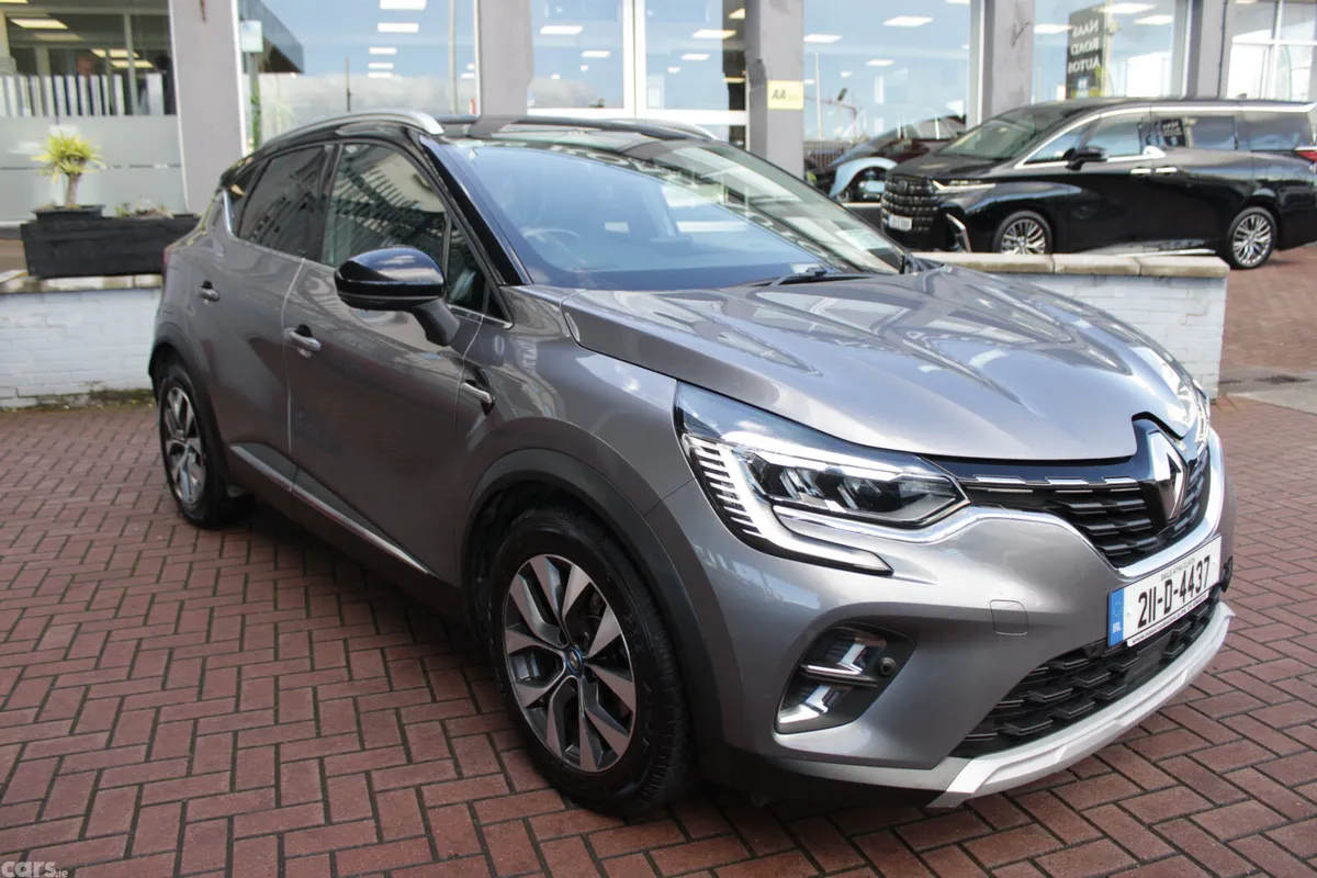 Renault Captur Hatchback, Petrol Plug-in Hybrid, 2021, Grey