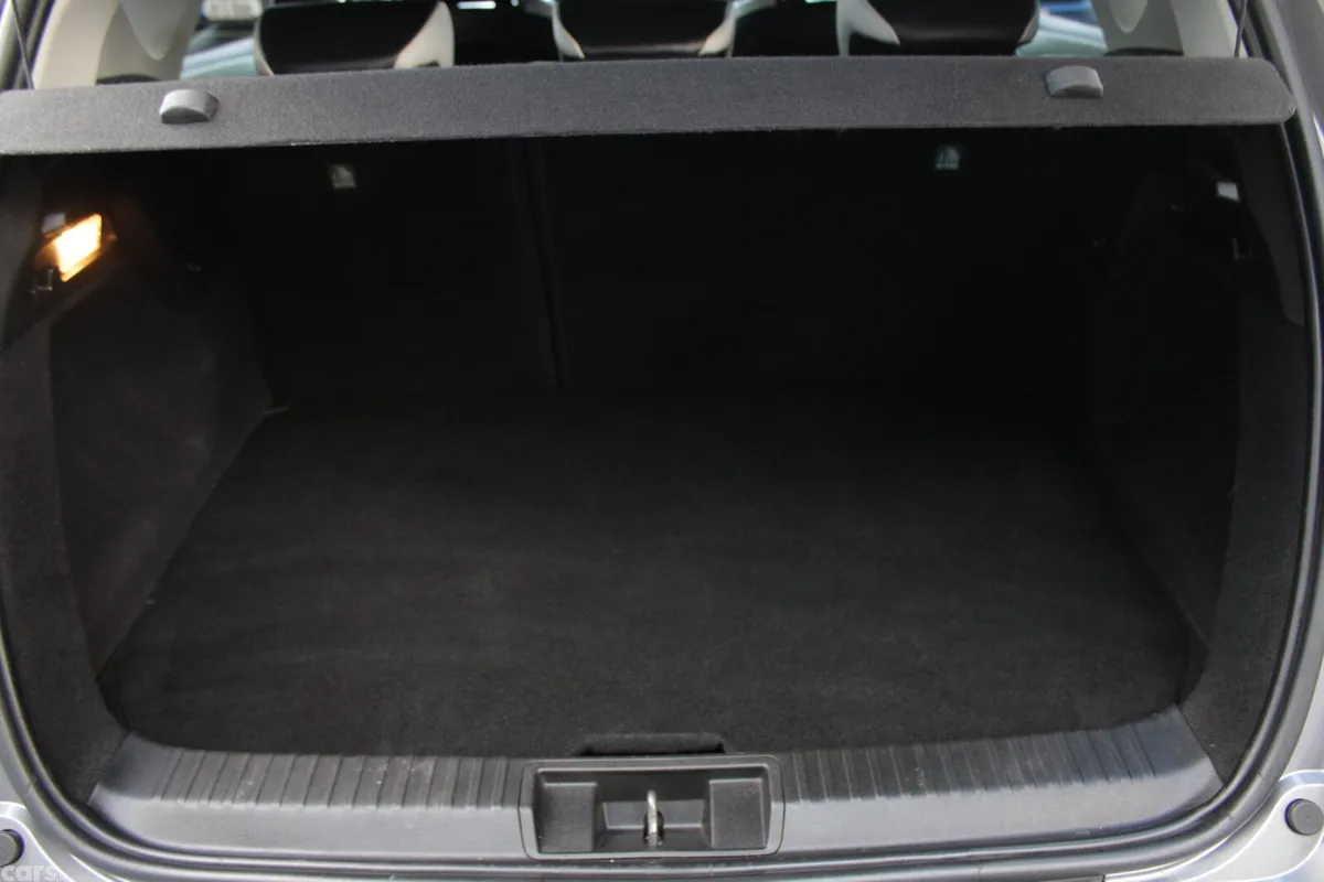 Renault Captur Hatchback, Petrol Plug-in Hybrid, 2021, Grey