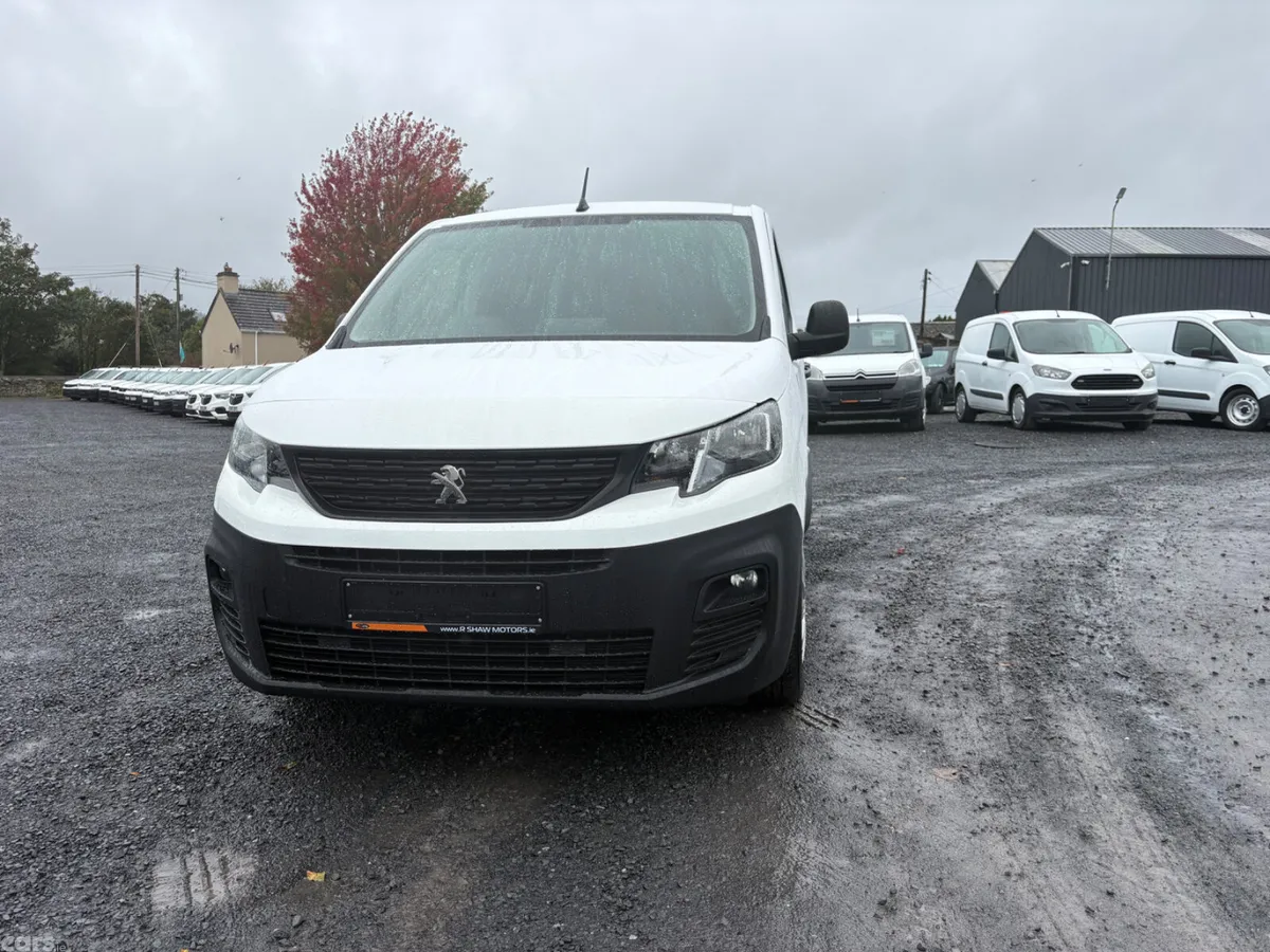 Peugeot Partner MPV, Diesel, 2020, White