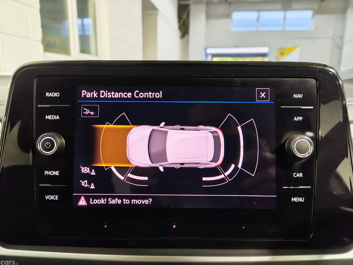Volkswagen T-Roc SUV, Petrol, 2023, White