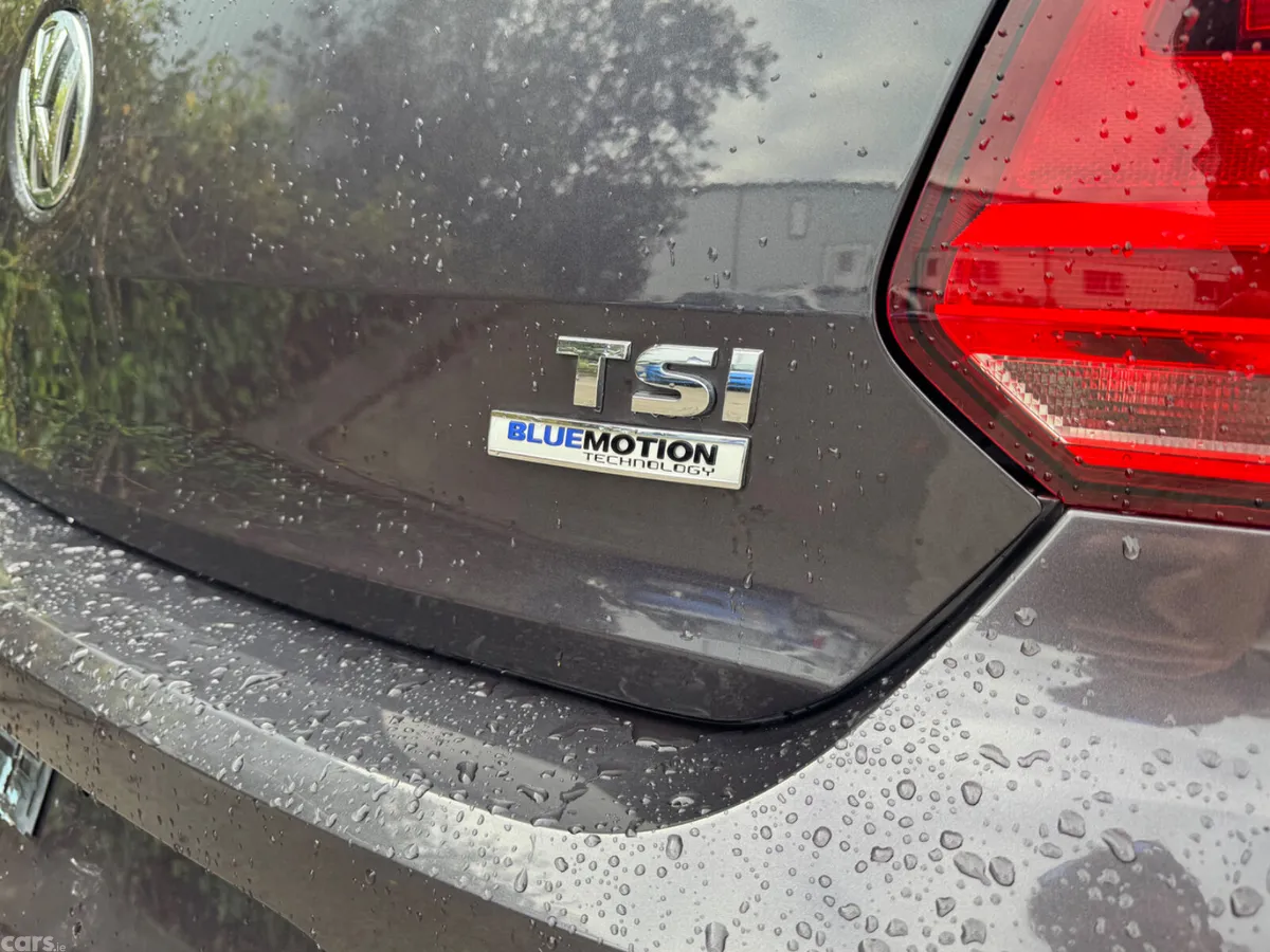 Volkswagen Polo Hatchback, Petrol, 2015, Grey